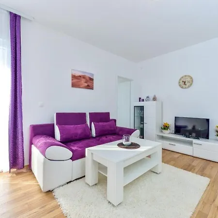 Sunny By The Sea Appartement