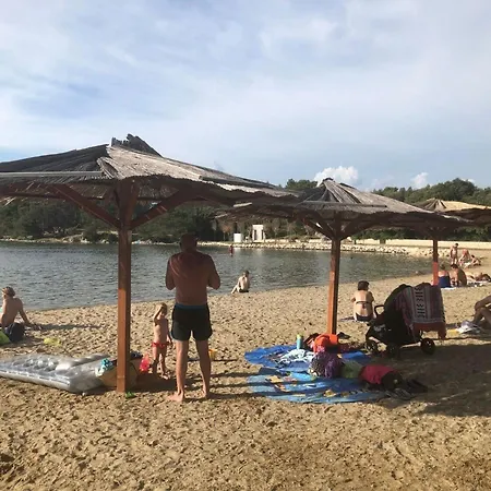 Sunny By The Sea *