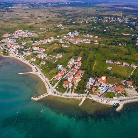 Sunny By The Sea