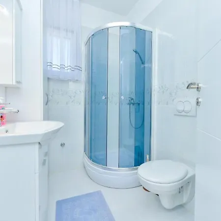 Sunny By The Sea شقة *