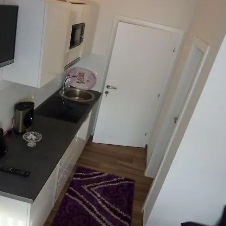 Sunny By The Sea * زاتون