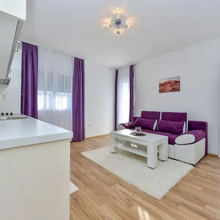 Sunny By The Sea شقة