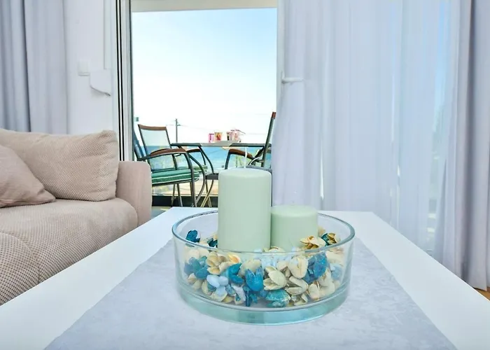 Apartman Sunny By The Sea *