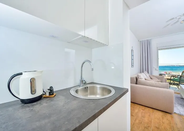 Apartman Sunny By The Sea *